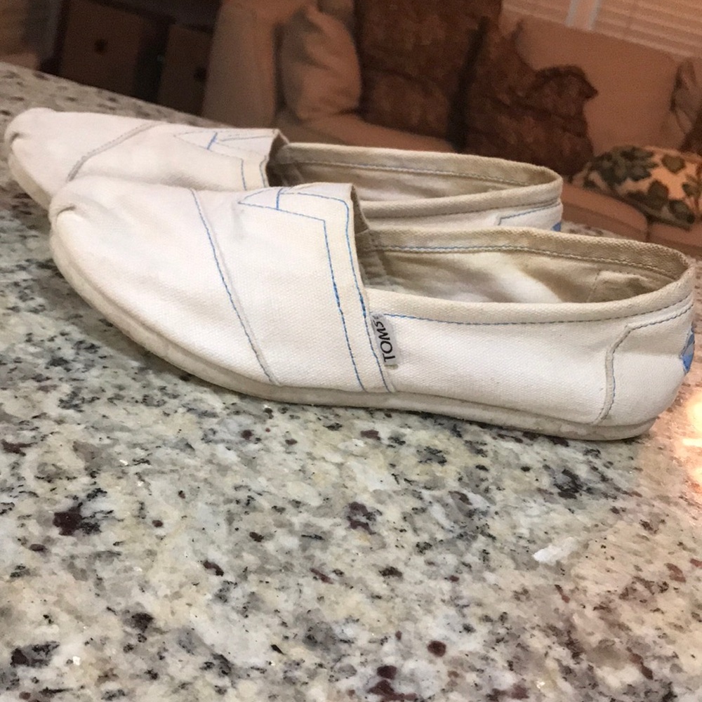 🔥FINAL SALE🔥White Toms